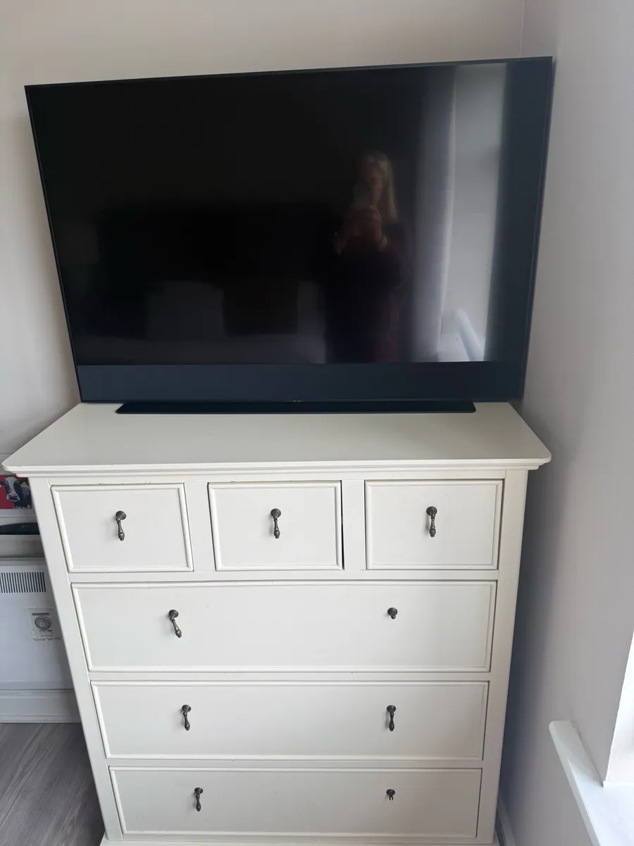 TV - Image 2