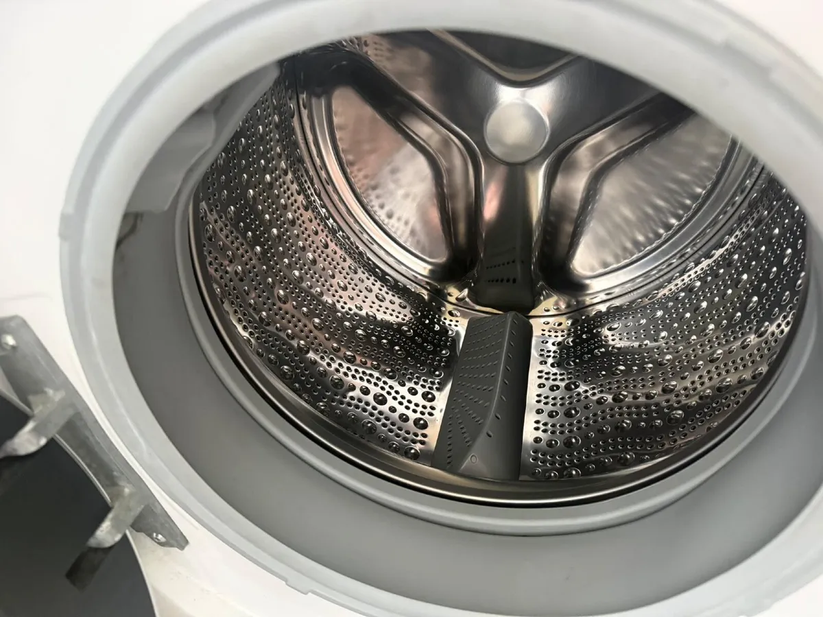 Washing machine - Image 2