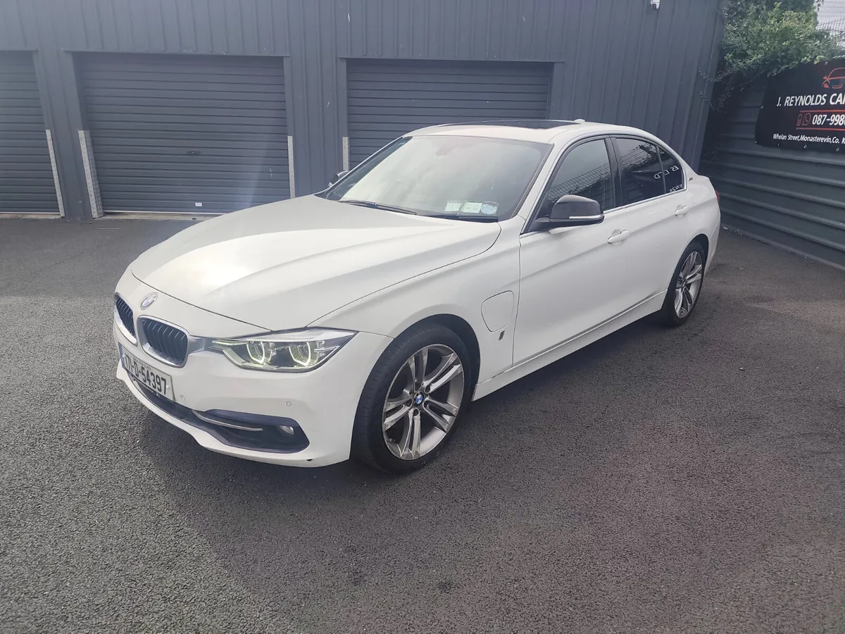 BMW 330 E sport - Image 1