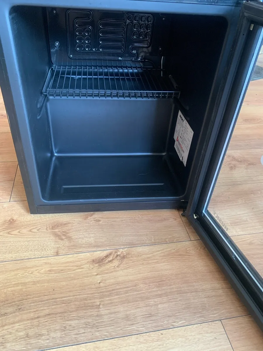 Drinks fridge - Image 2
