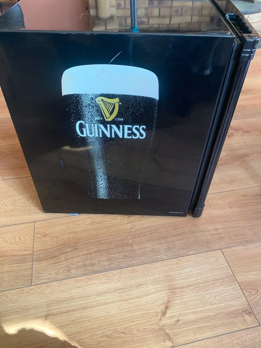 Drinks fridge - Image 3