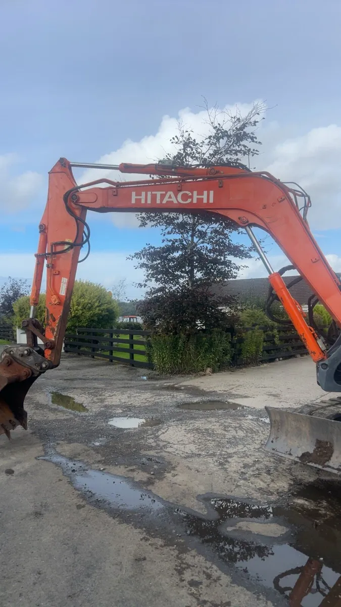 Hitachi 85 - Image 3