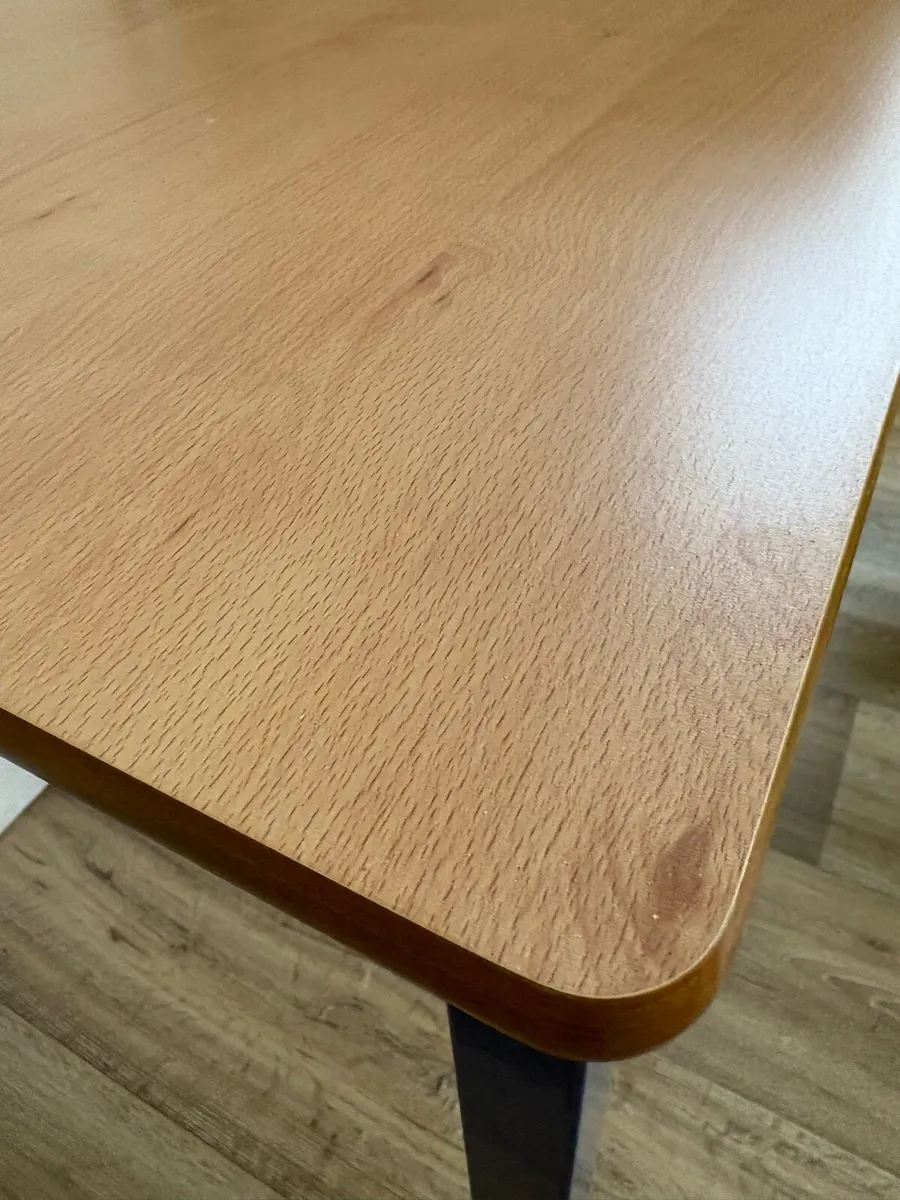 Square wooden children table and chairs - Image 1