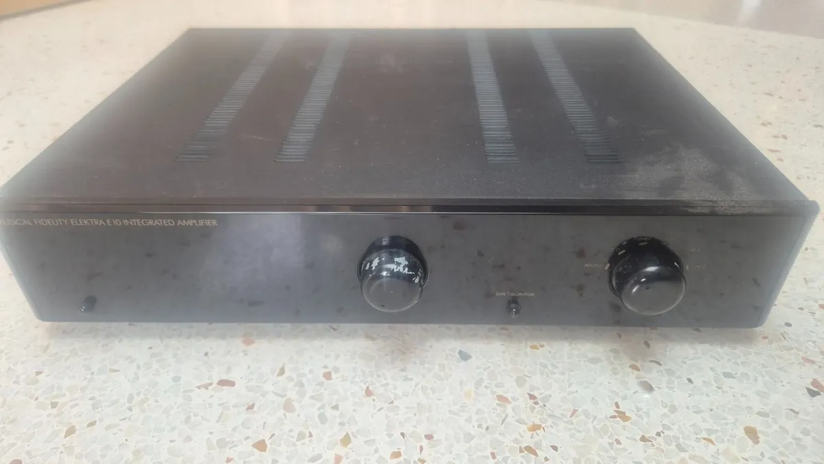 Musical Fidelity Elektra E10 Integrated Amplifier - Image 1