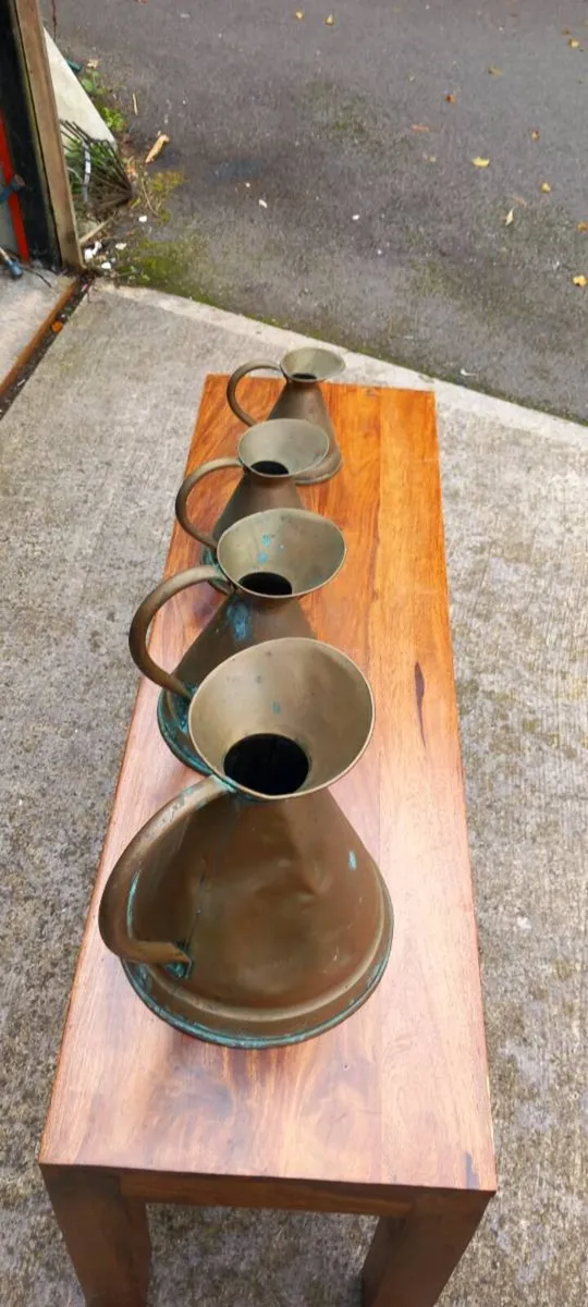 4 copper jugs - Image 2