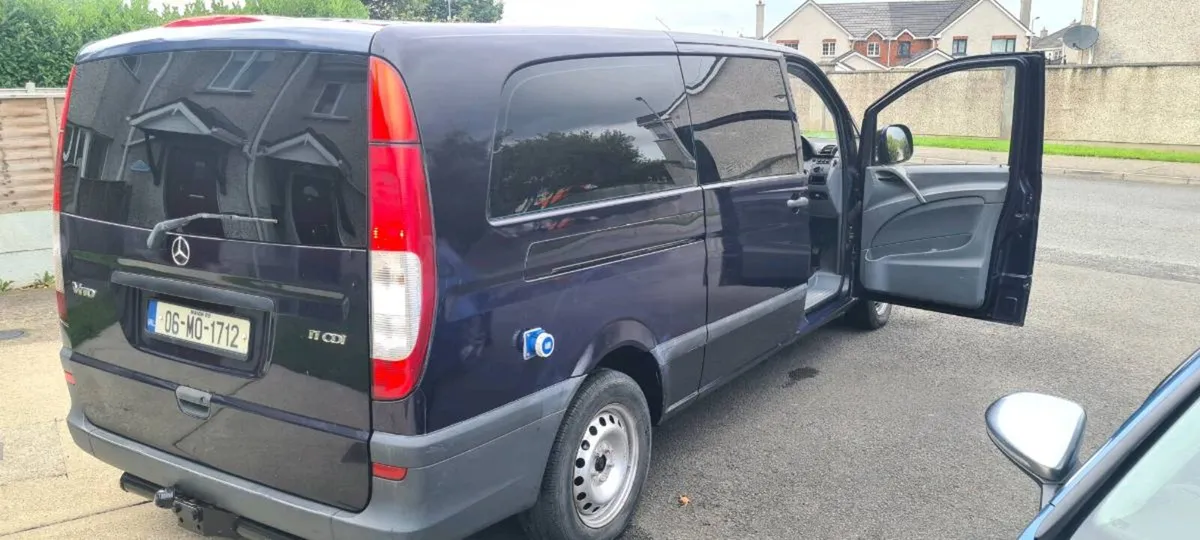 06Mercedes Vito camper van for sale - Image 3