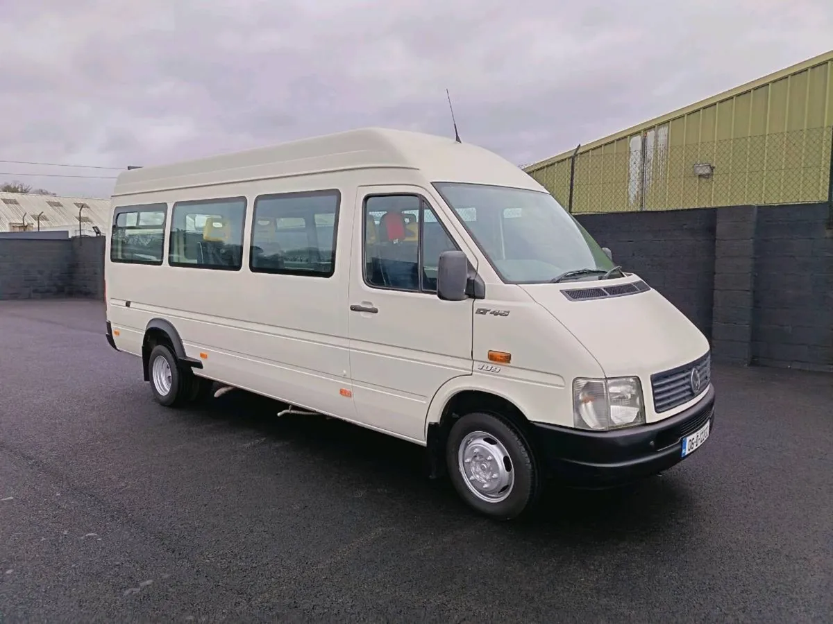 VW LT46 2.5 TDI CAMPER - under 3500kg - Image 1
