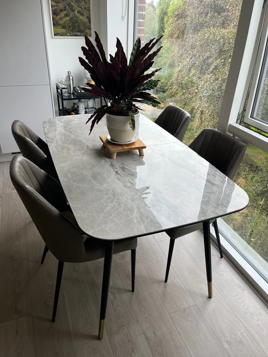 Mid century style Dining table - Image 4