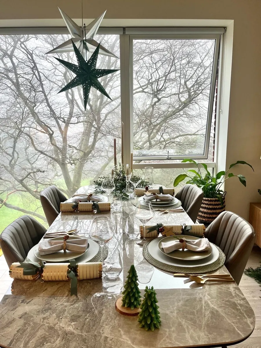 Mid century style Dining table - Image 3