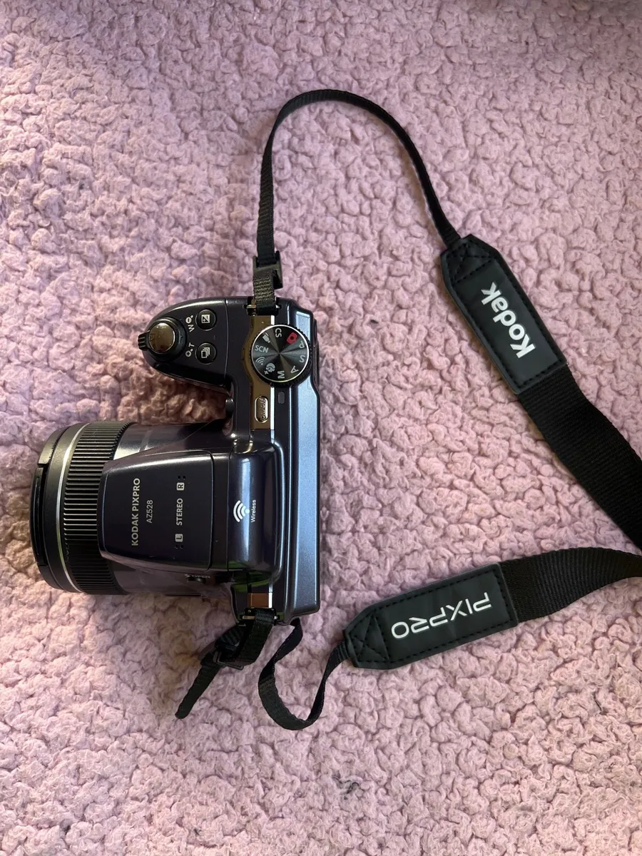 Kodak Pixpro AZ528 Bridge Camera - Image 4