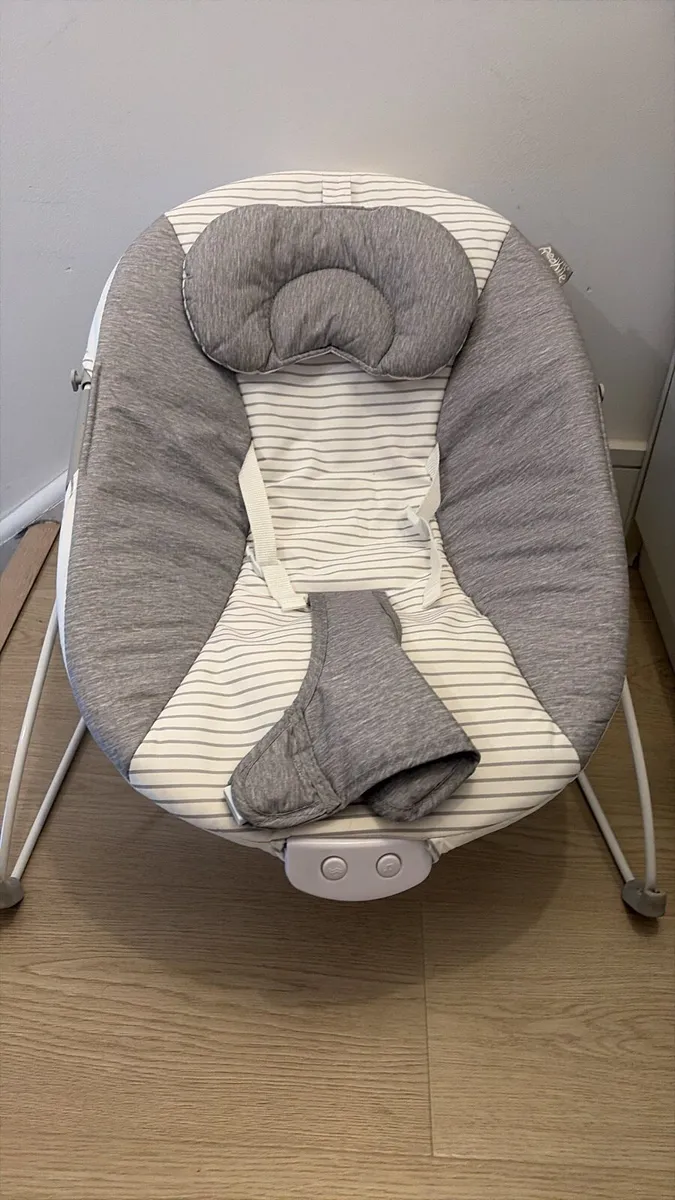 Baby bouncer with vibration/ sound