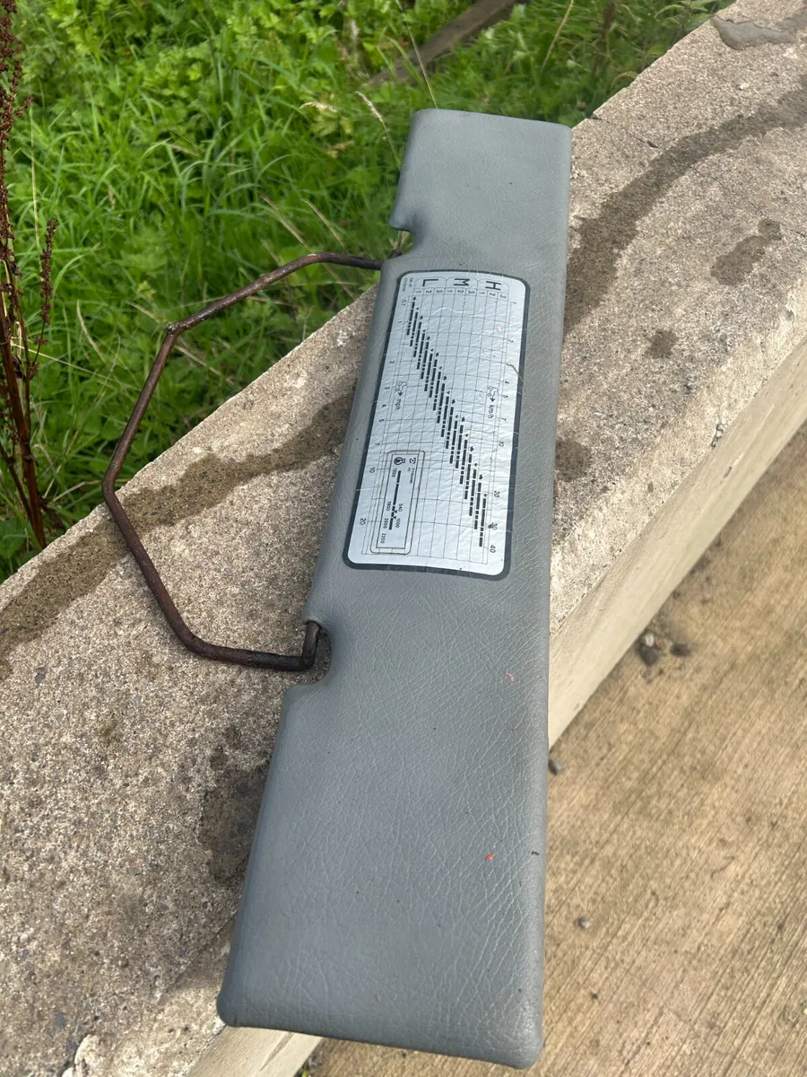 MF 300 Series Sun Visor - Image 1