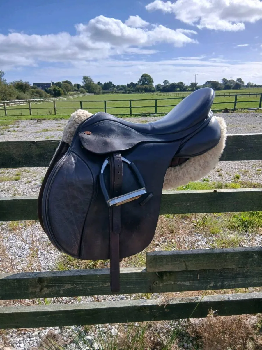 Kent and Masters saddle - Image 2