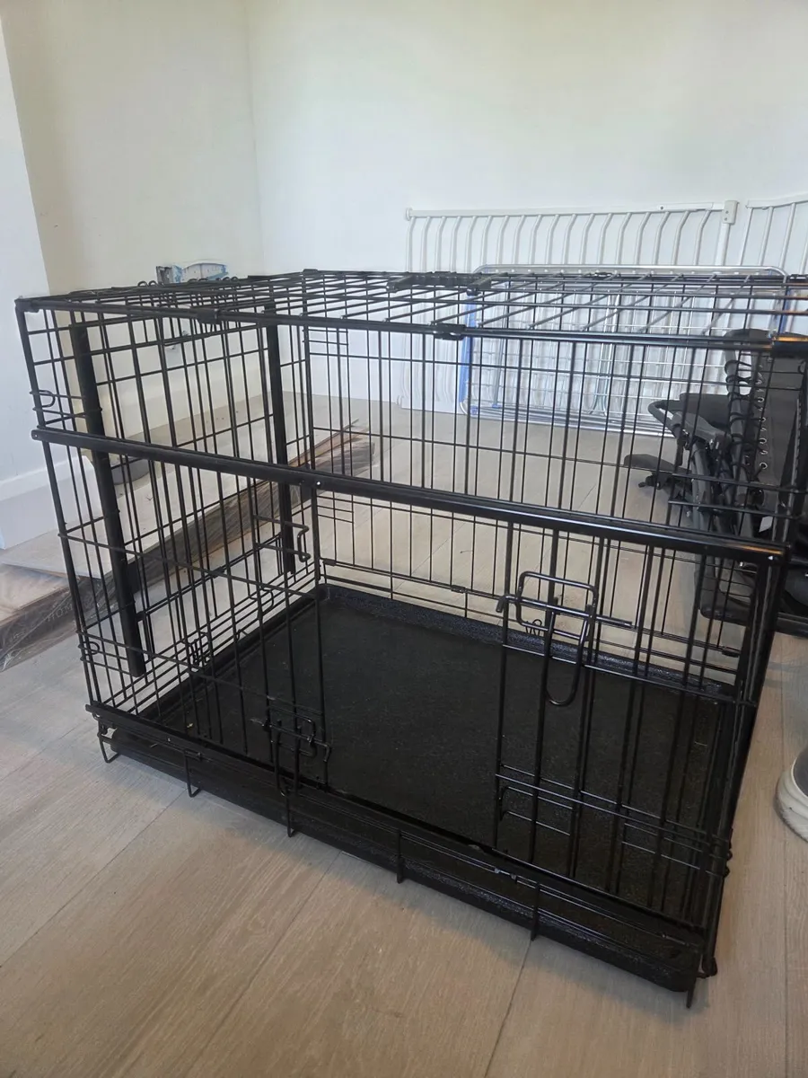 Dog crate - Image 1