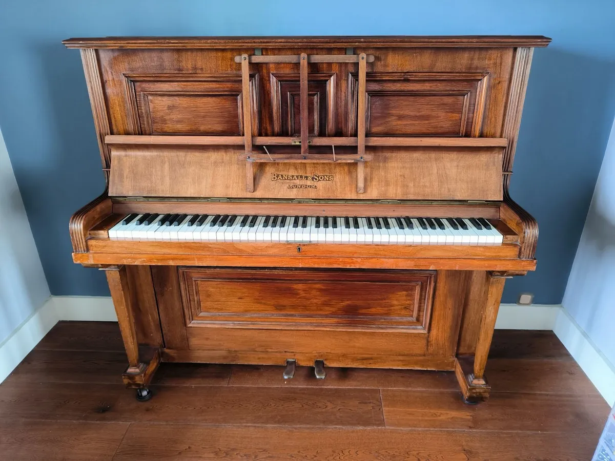 Piano  & stool - Image 2
