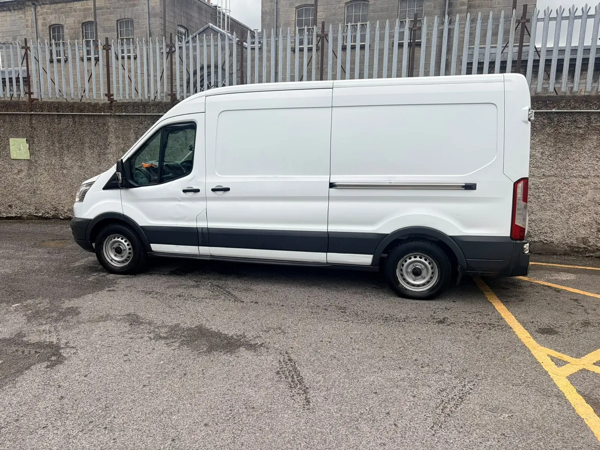 Ford Transit 350 LEB - Image 2