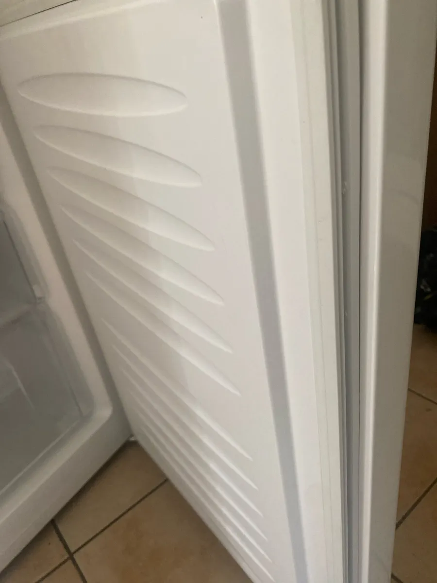 Fridge/ frezzer - Image 4