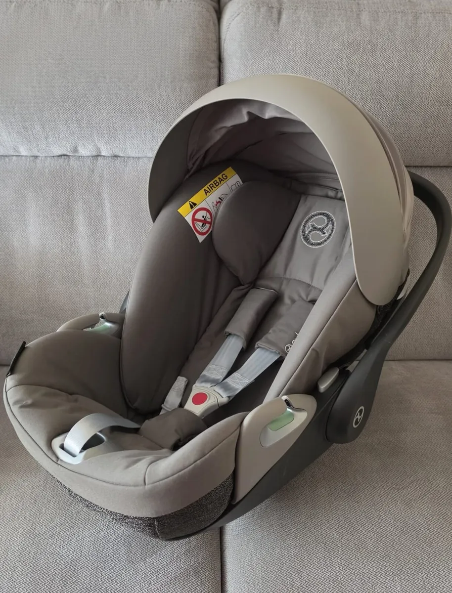 Cybex Cloud T i-Size - Image 1