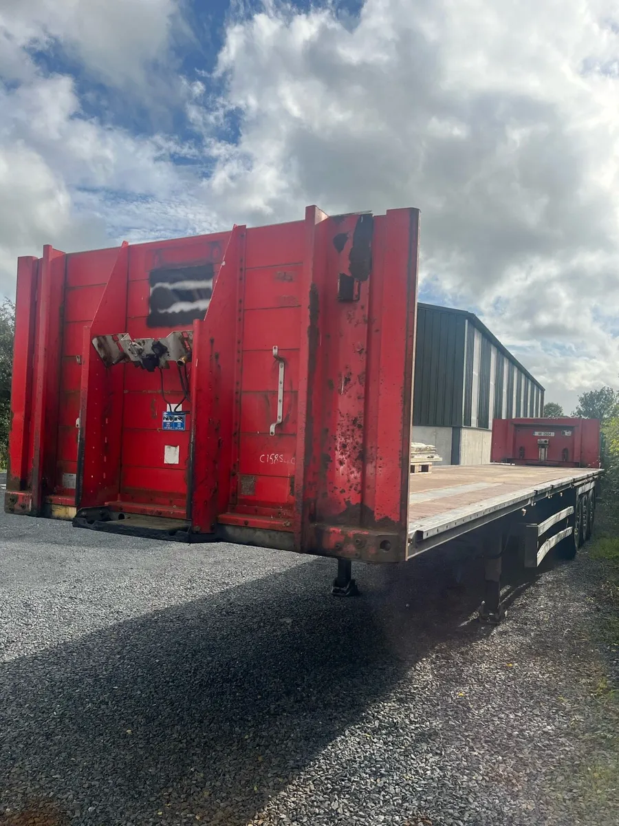 Schmitz Flat Trailer 45ft - Image 1