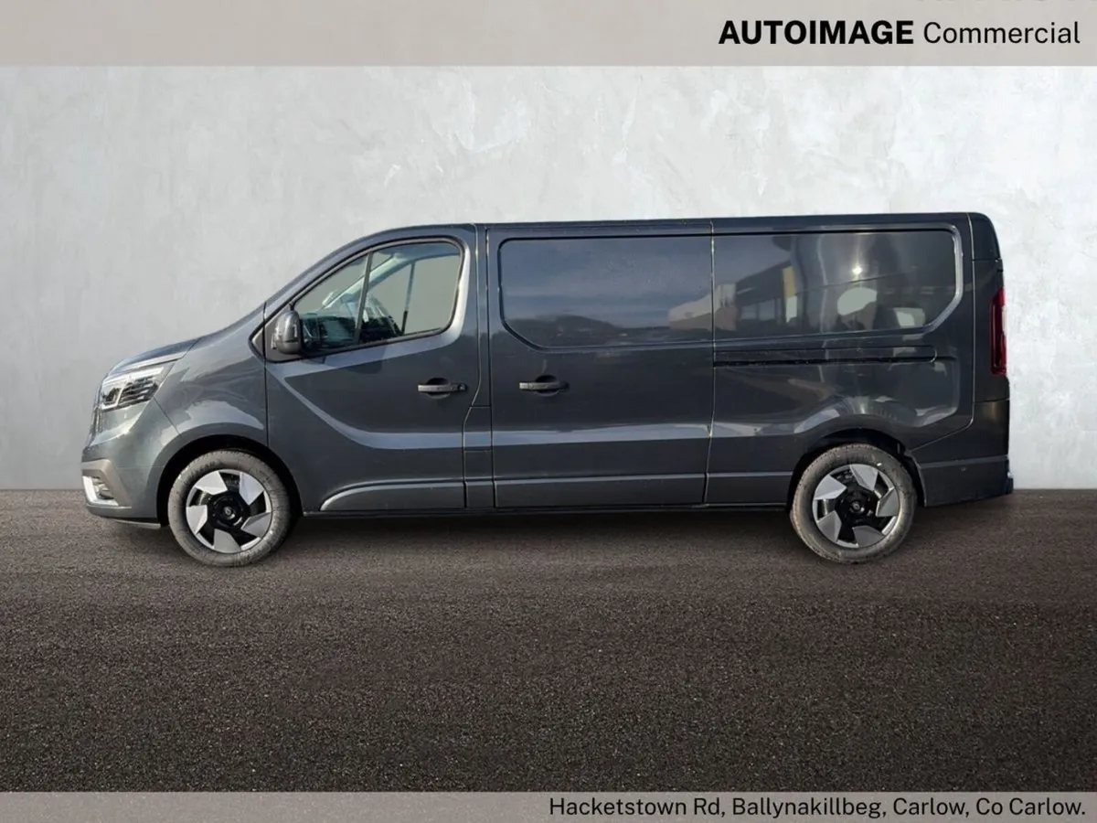 Renault Trafic AUTO 9SPEED EXTRA 170BHP - Image 4