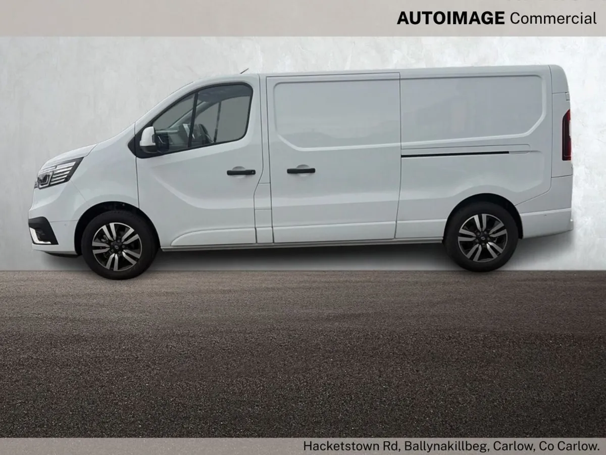 Renault Trafic 150bhp EXTRA SPORT MANUAL EX VAT PR - Image 4