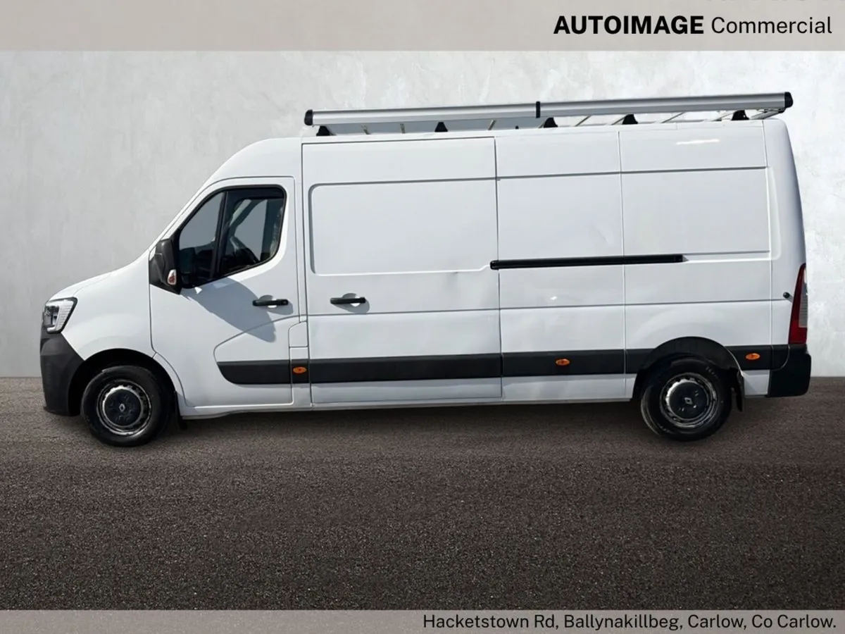 Renault Master long wheel base ex vat price displa - Image 4