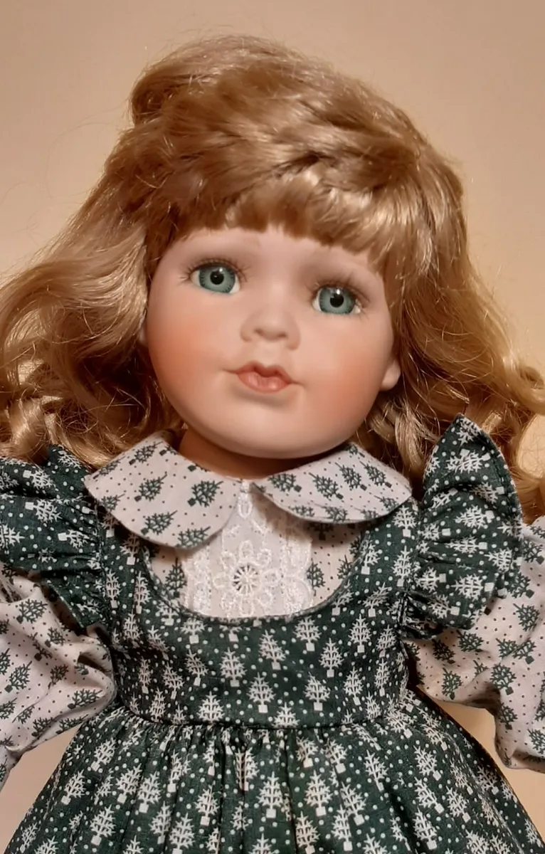 Porcelain dolls - Image 1