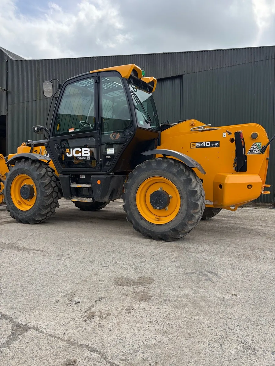 JCB 540-140 hi viz - Image 1
