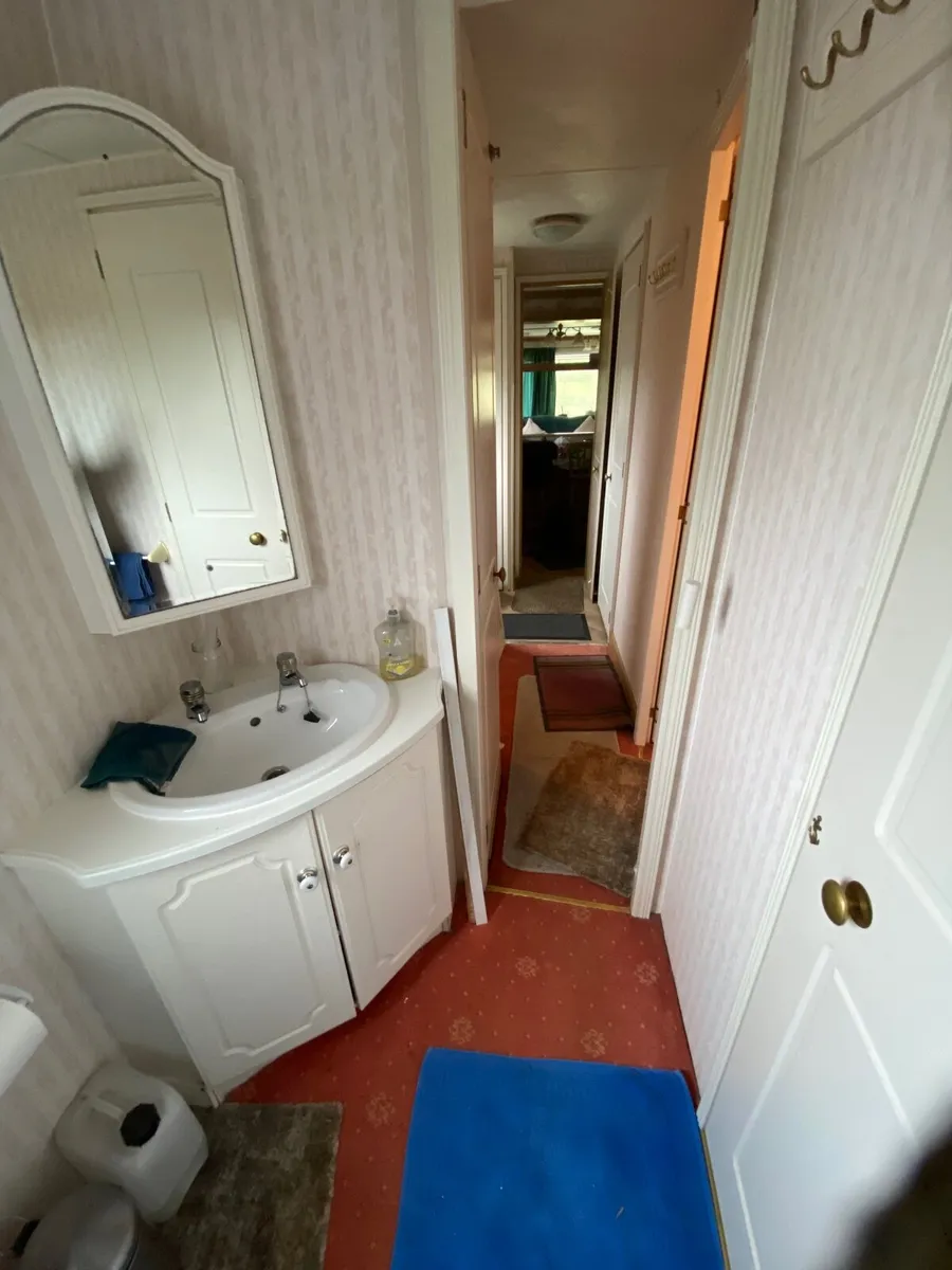 Mobile home - Image 2