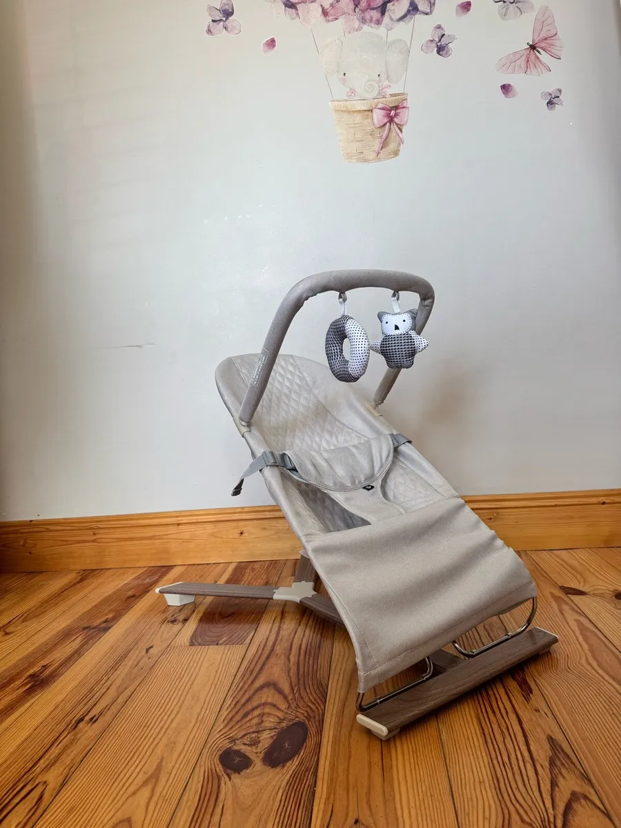 Babylo Gravity Luxe Bouncer - Cashmere/Walnut - Image 1
