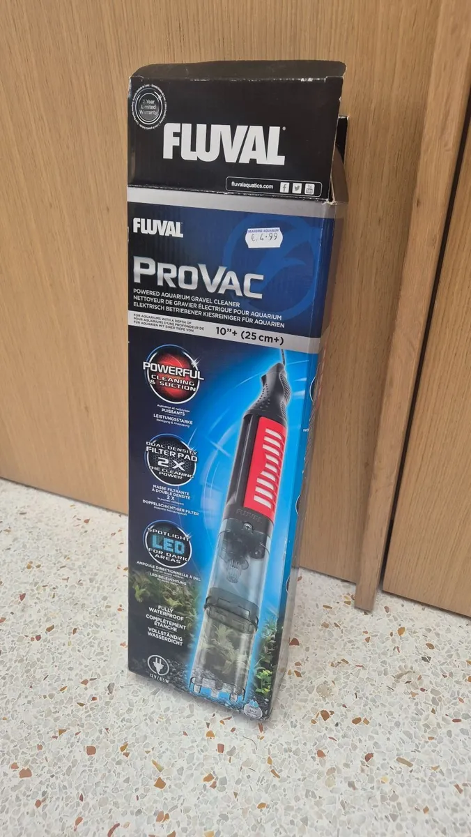 Fluval Edge 23L Glass Aquarium and Kit - Image 2