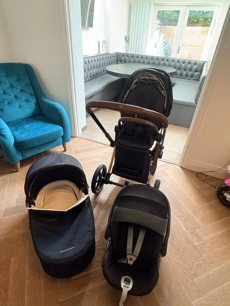 Cybex Priam Platinum Rose Gold 3in1 Travel System. Professionally Cleaned - Image 1