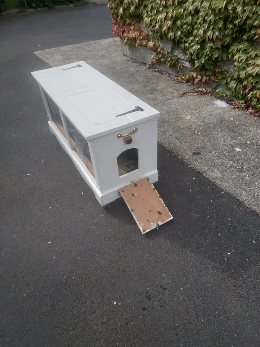 Rabbit hutch. - Image 3