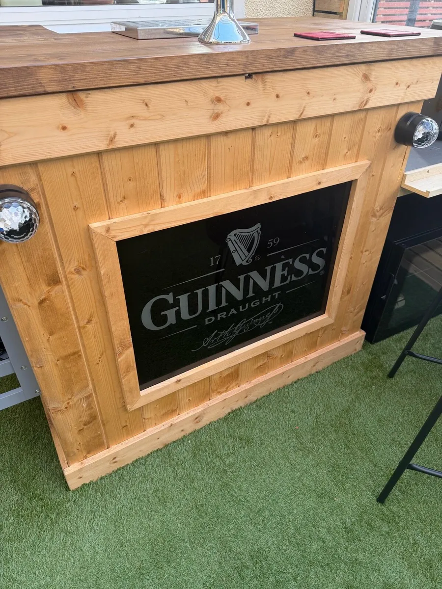 Home bar - Image 1
