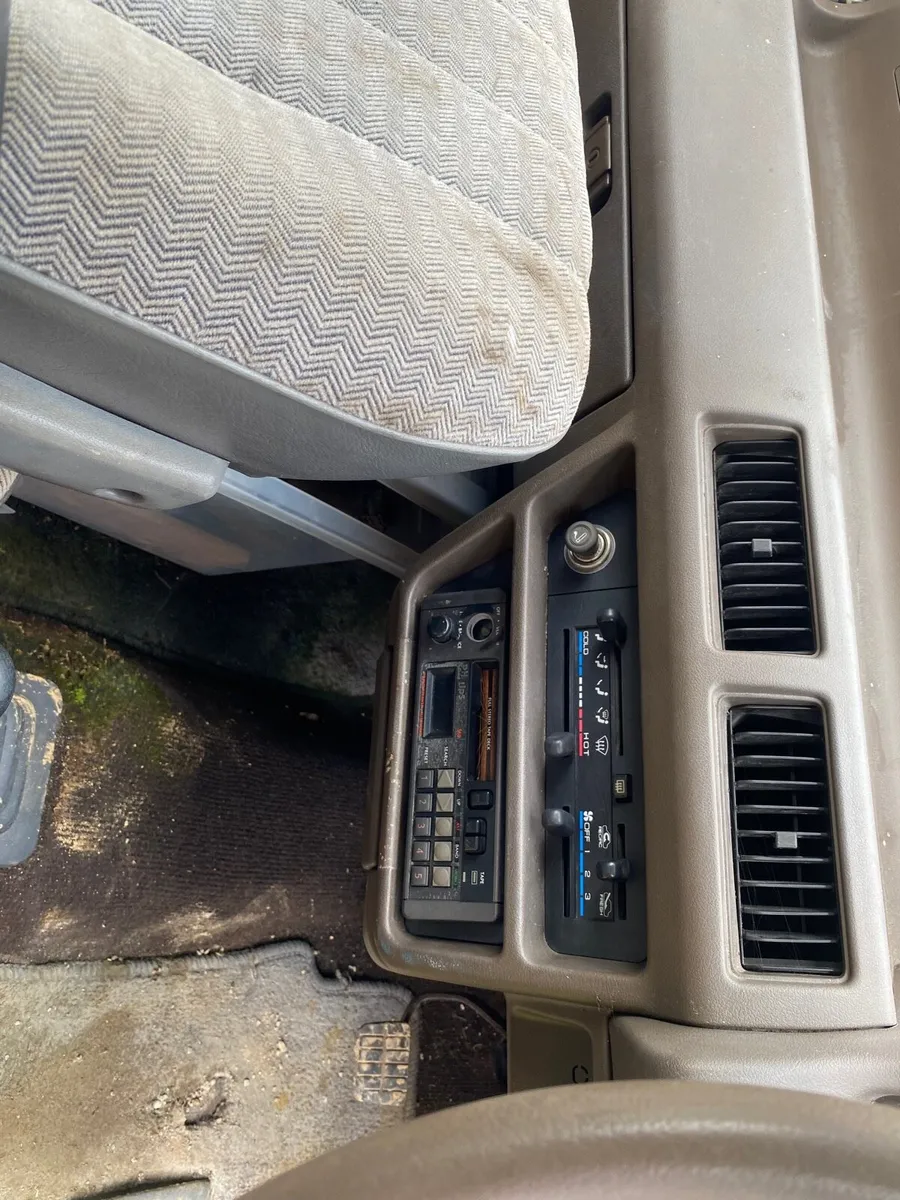 Nissan Micra K10 x2 - Image 4