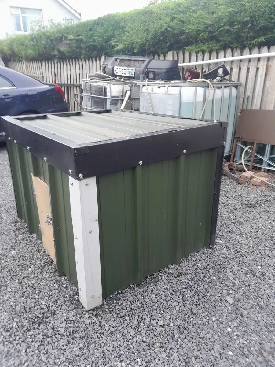 Dog box - Image 3