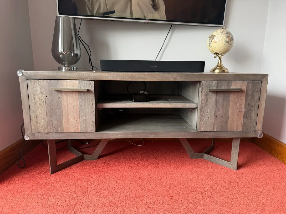 Solid wood TV unit. Perfect condition - Image 4