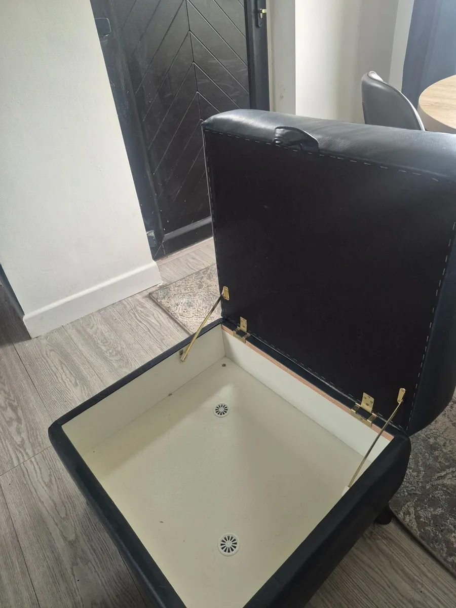 Leather ottoman - Image 2