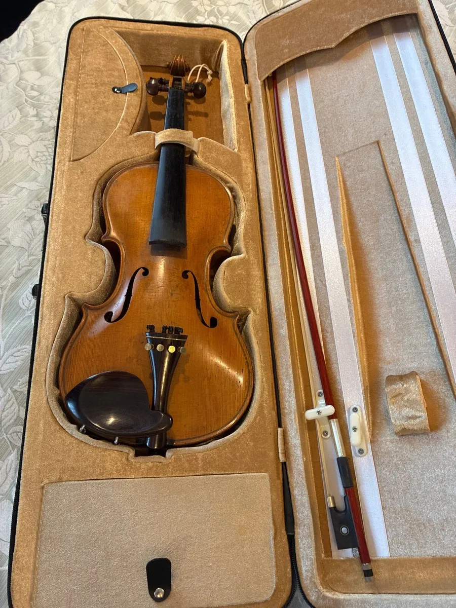 German violin with Klotz label - Image 2