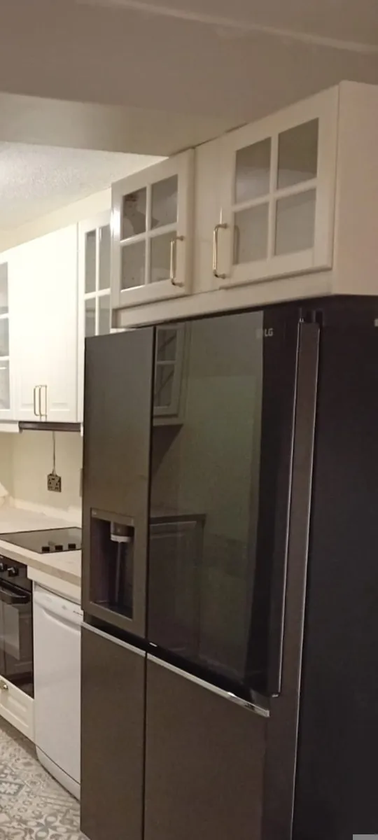 **FREE** IKEA Cabinet - Image 4