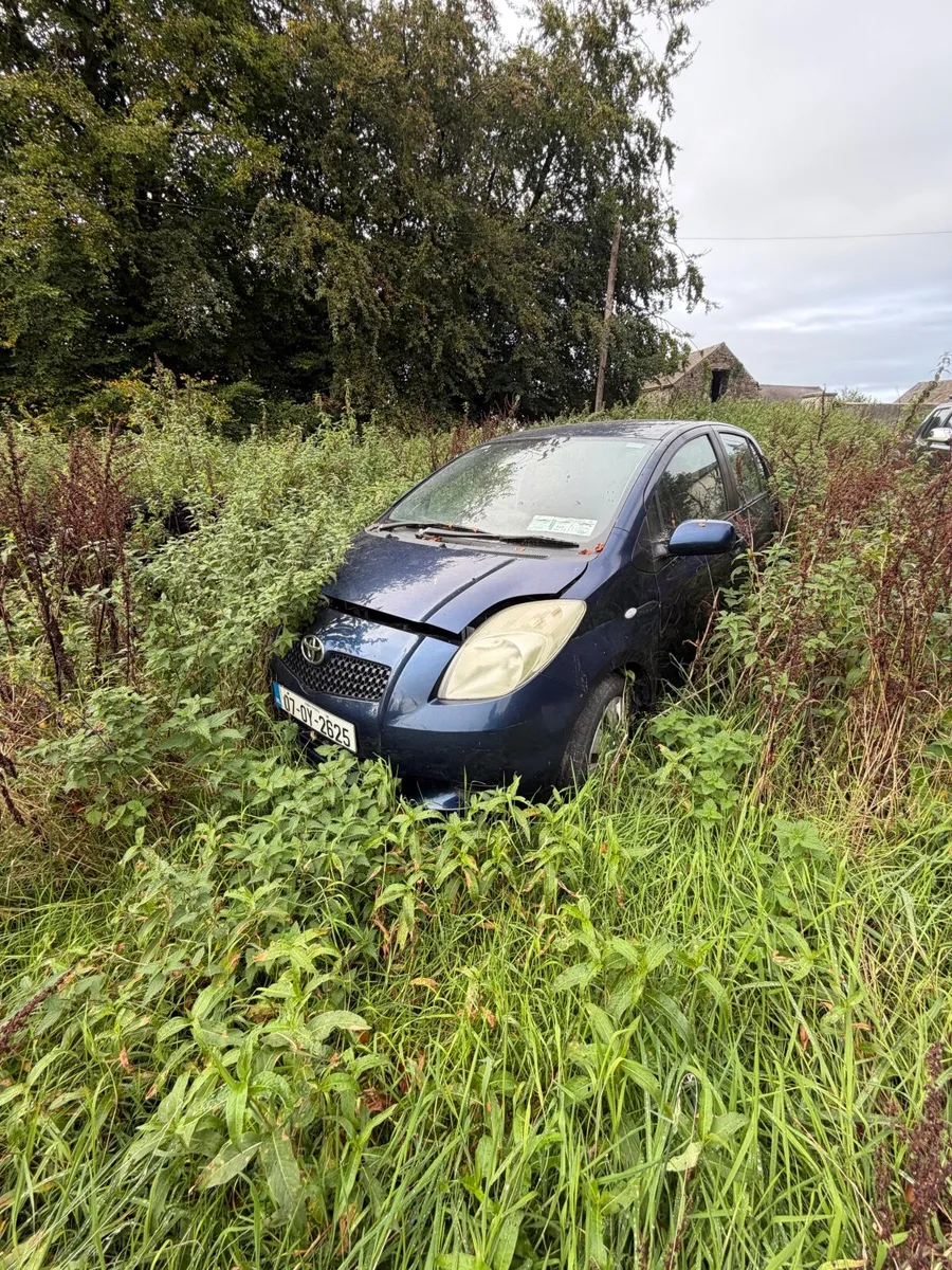 Toyota Yaris 2007 for breaking or parts - Image 1