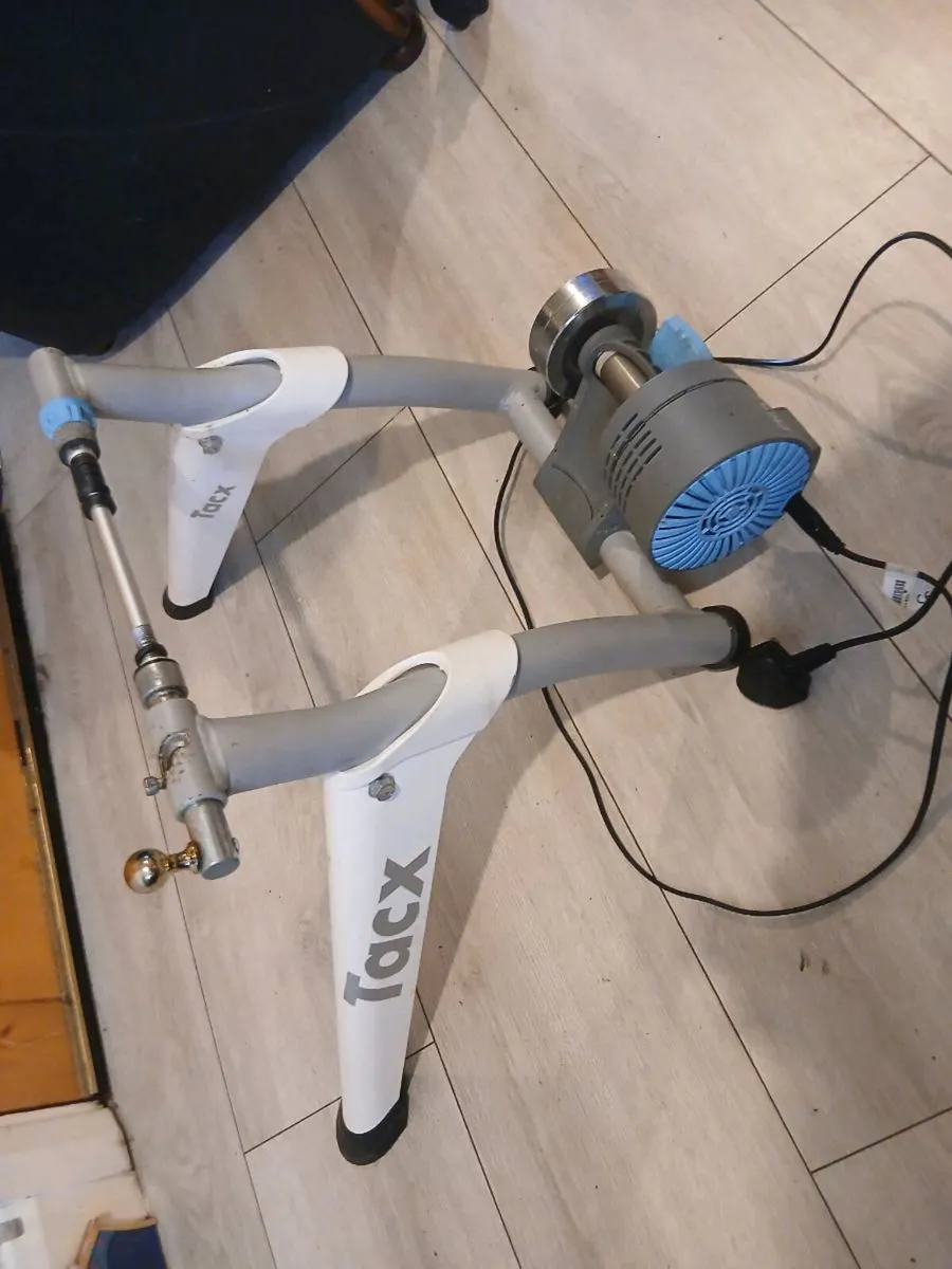 TacX Bluetooth Cycle Trainer - Image 2