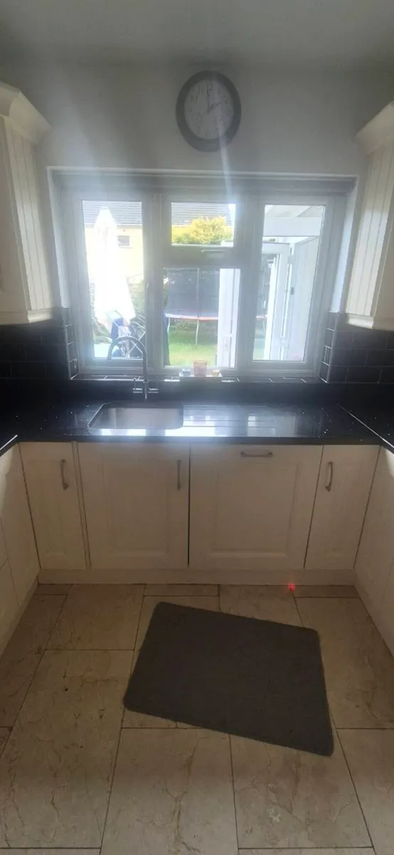 Kitchen - Image 2