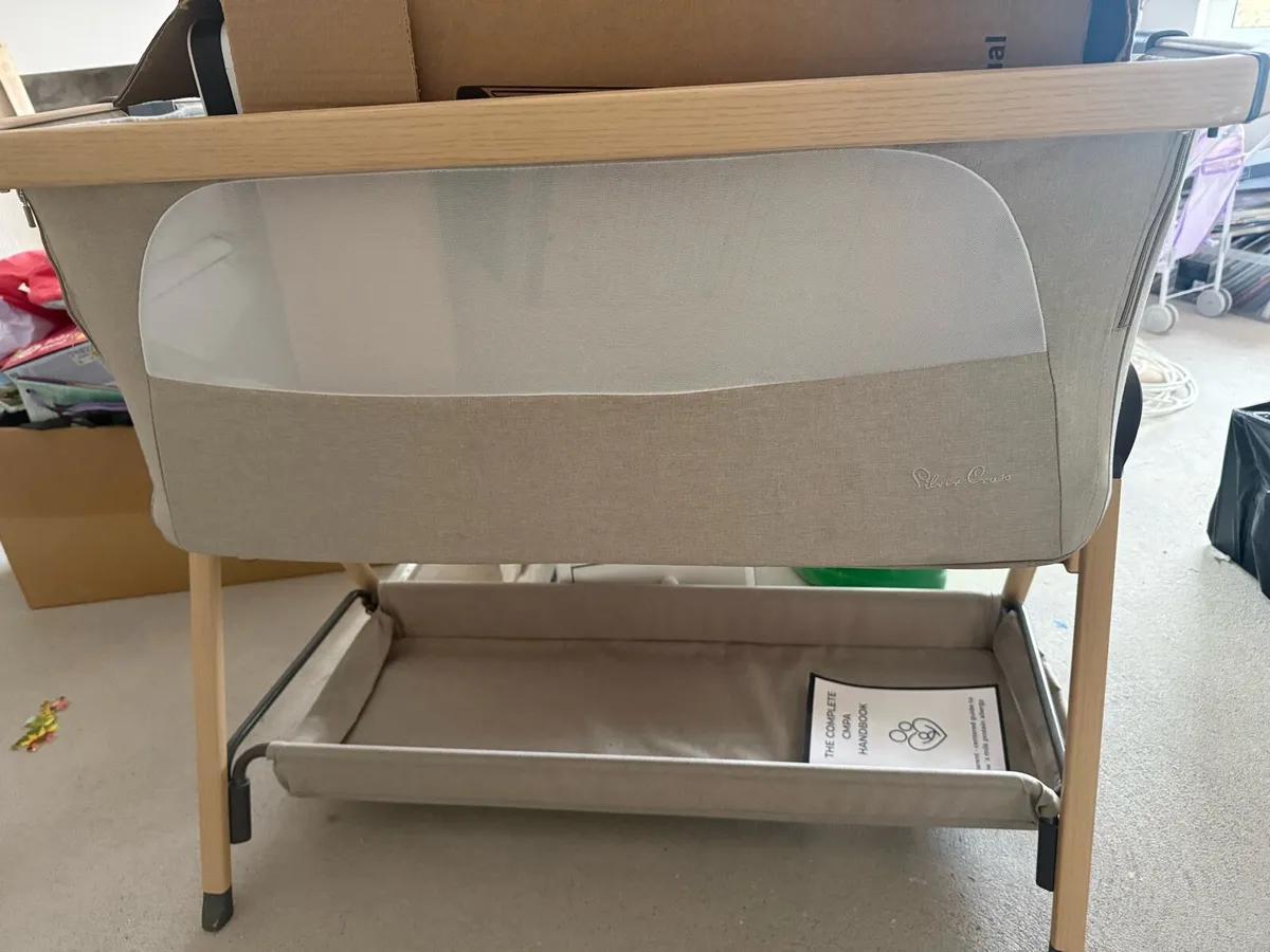 Silver Cross Crib - Image 4