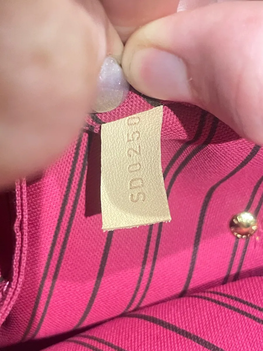Genuine LV Neverfull MM - Image 2