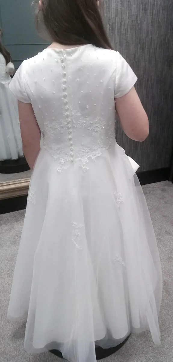 Communion dress - Image 4
