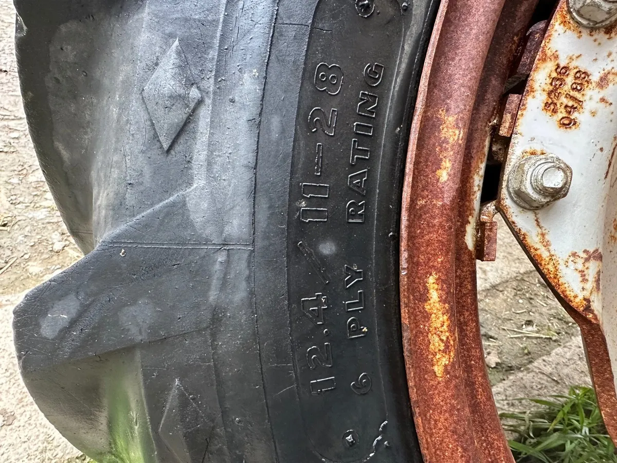 Massey Ferguson wheels - Image 1