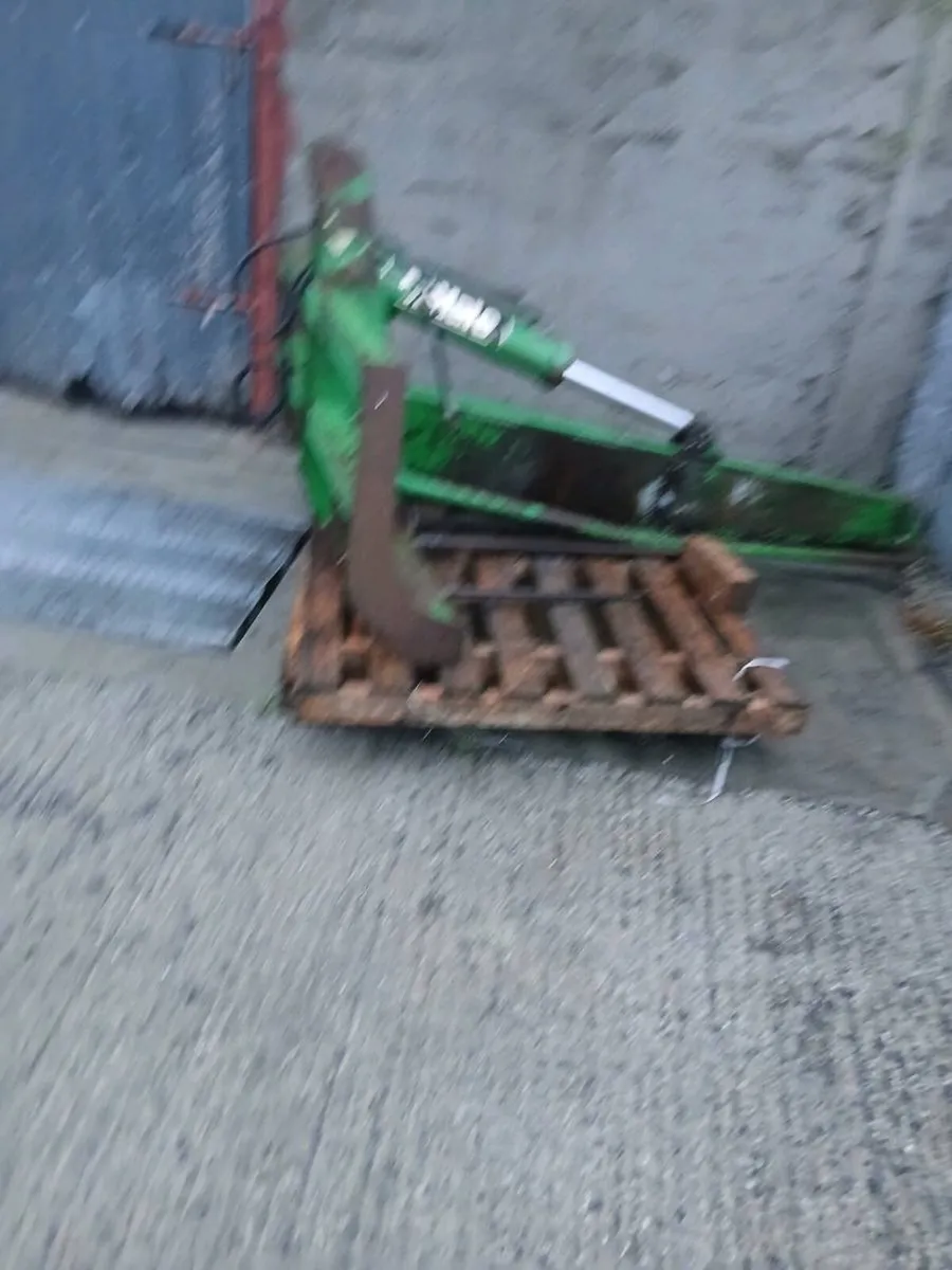 Mchale bale splitter 850 call 0868782672 - Image 3