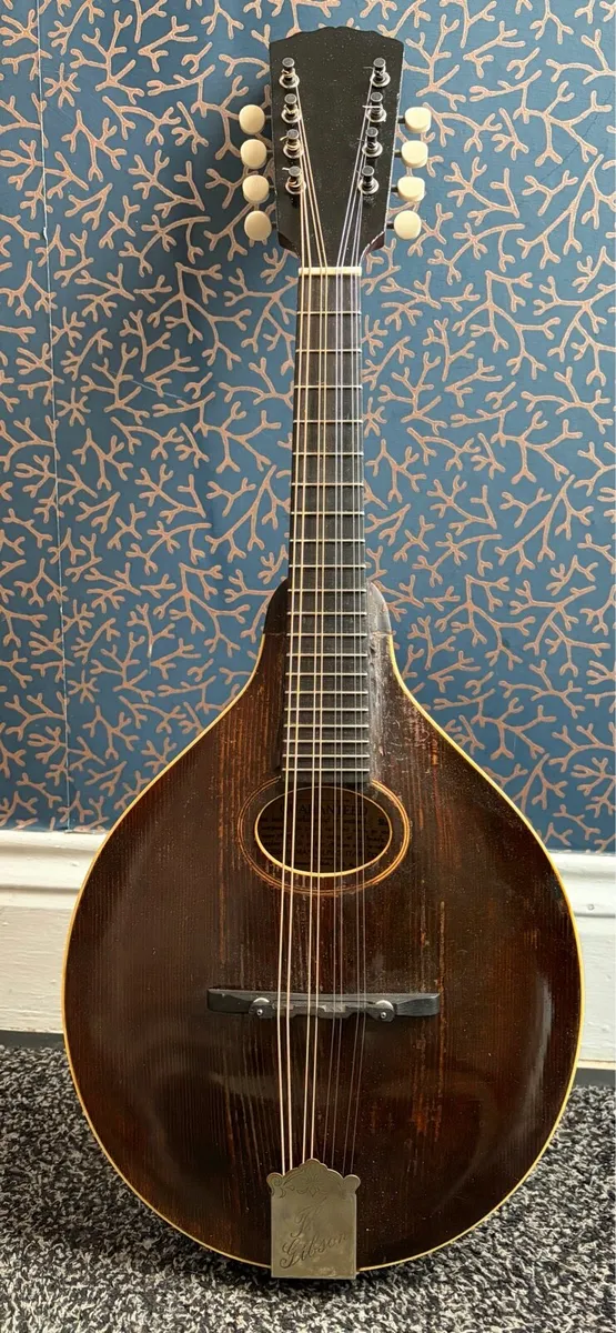 Gibson A Mandolin - Image 1