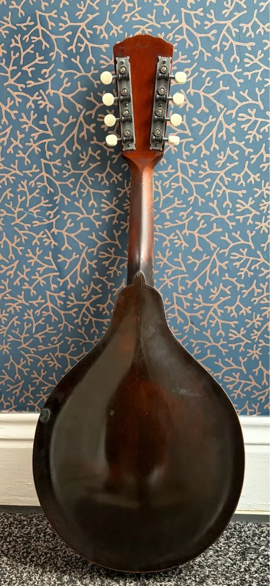 Gibson A Mandolin - Image 2